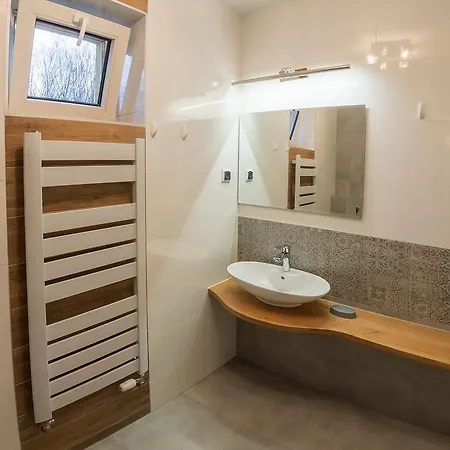 Ewa Quarto em Acomodações Particulares *