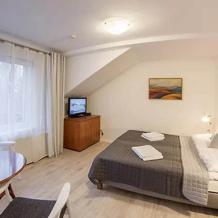 Ewa Goscinne * Устронь