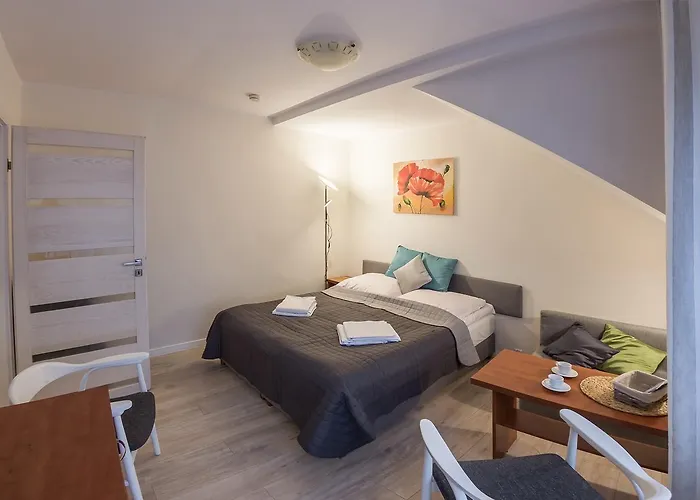 Ewa אוסטראון