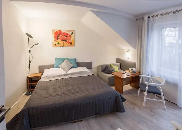 Ewa אוסטראון