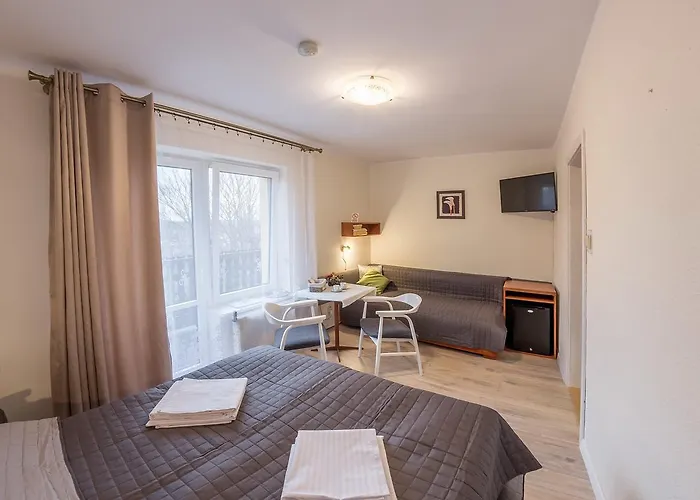 Ewa * אוסטראון